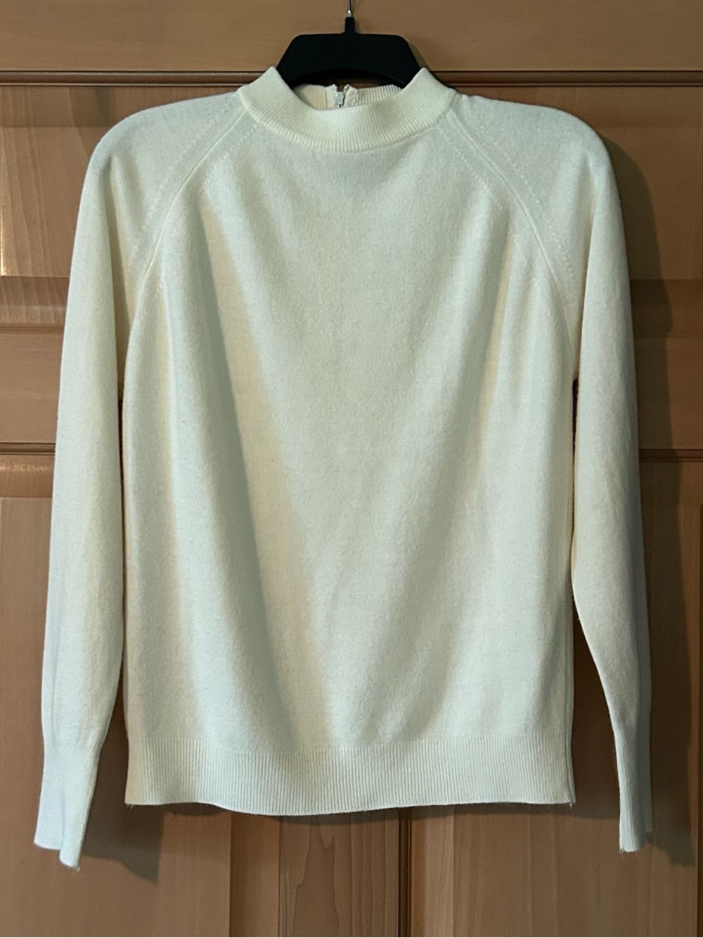 70s 80s Designers Originals Cream Mock Neck Sweater Back Zip L Mint
